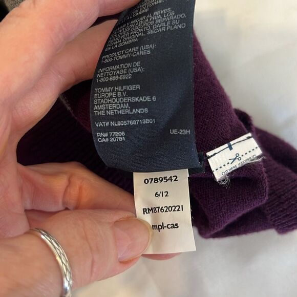 Tommy Hilfiger cotton/cashmere blend size S purple/gray colorblock sweater EUC - Picture 6 of 9
